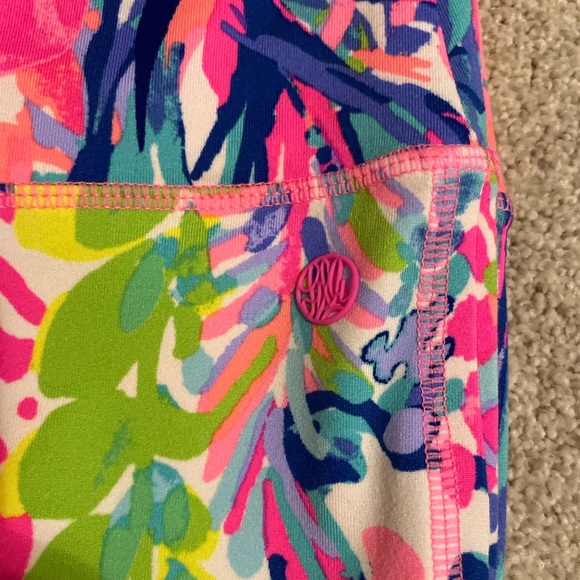 🦄 Lilly Pulitzer Gumbo Limbo Luxletic Weekender High Rise Leggings EUC - Picture 5 of 9